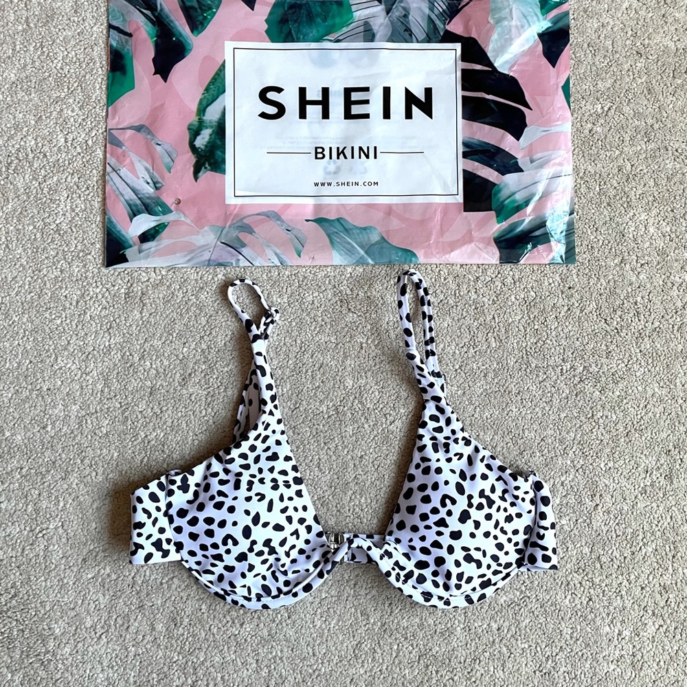 SHEIN Spotted Bikini Top